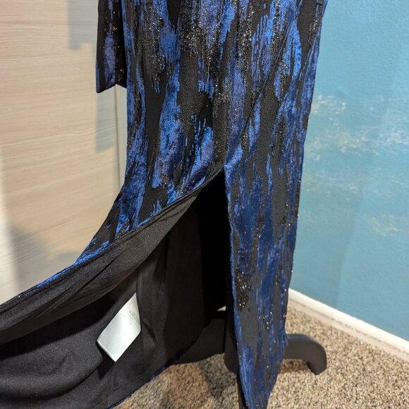 Dennis Basso Long Sleeve Royal Blue and Black Dress, Size 8. - Picture 9 of 12